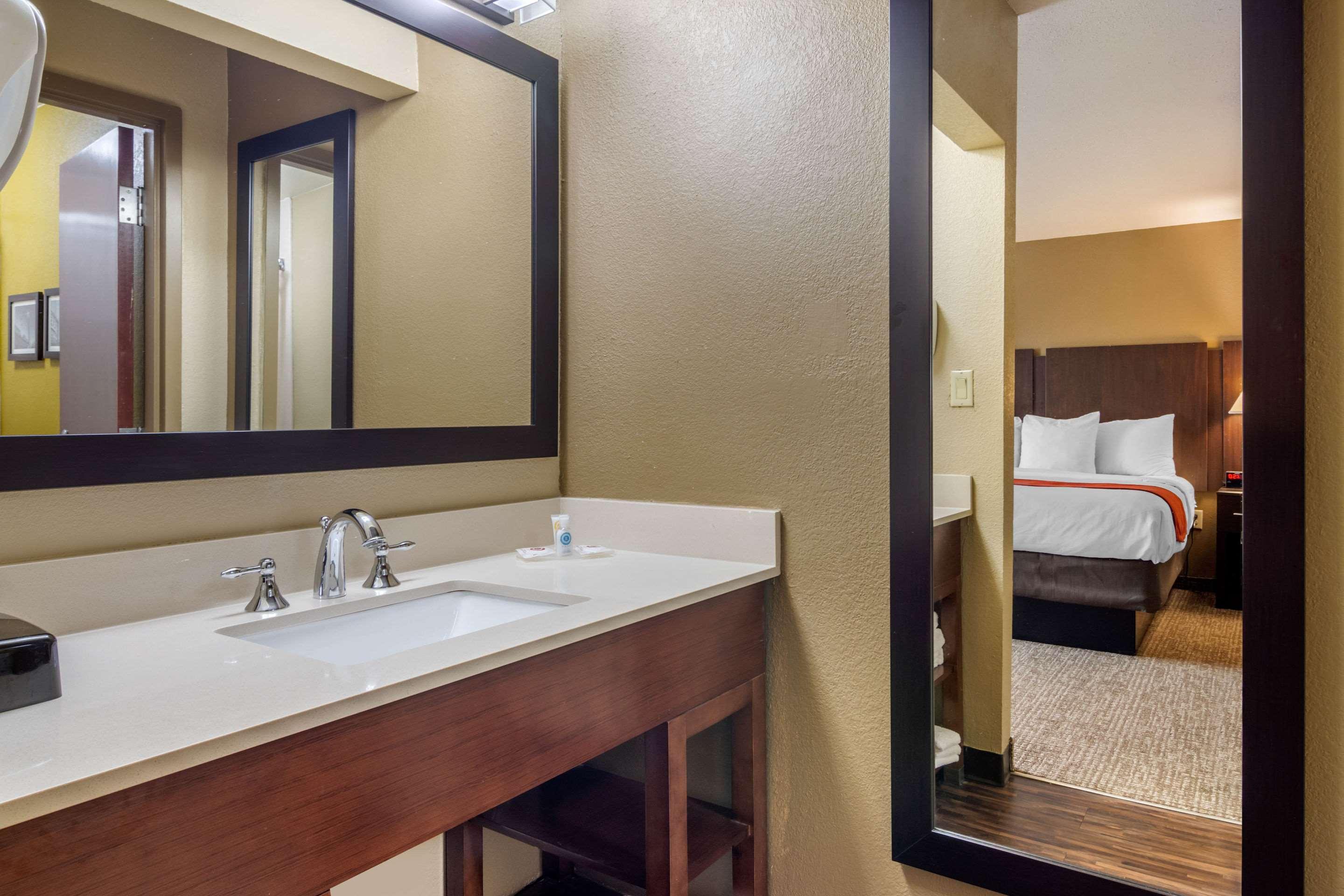 Comfort Inn & Suites Perry National Fairgrounds Area Kültér fotó